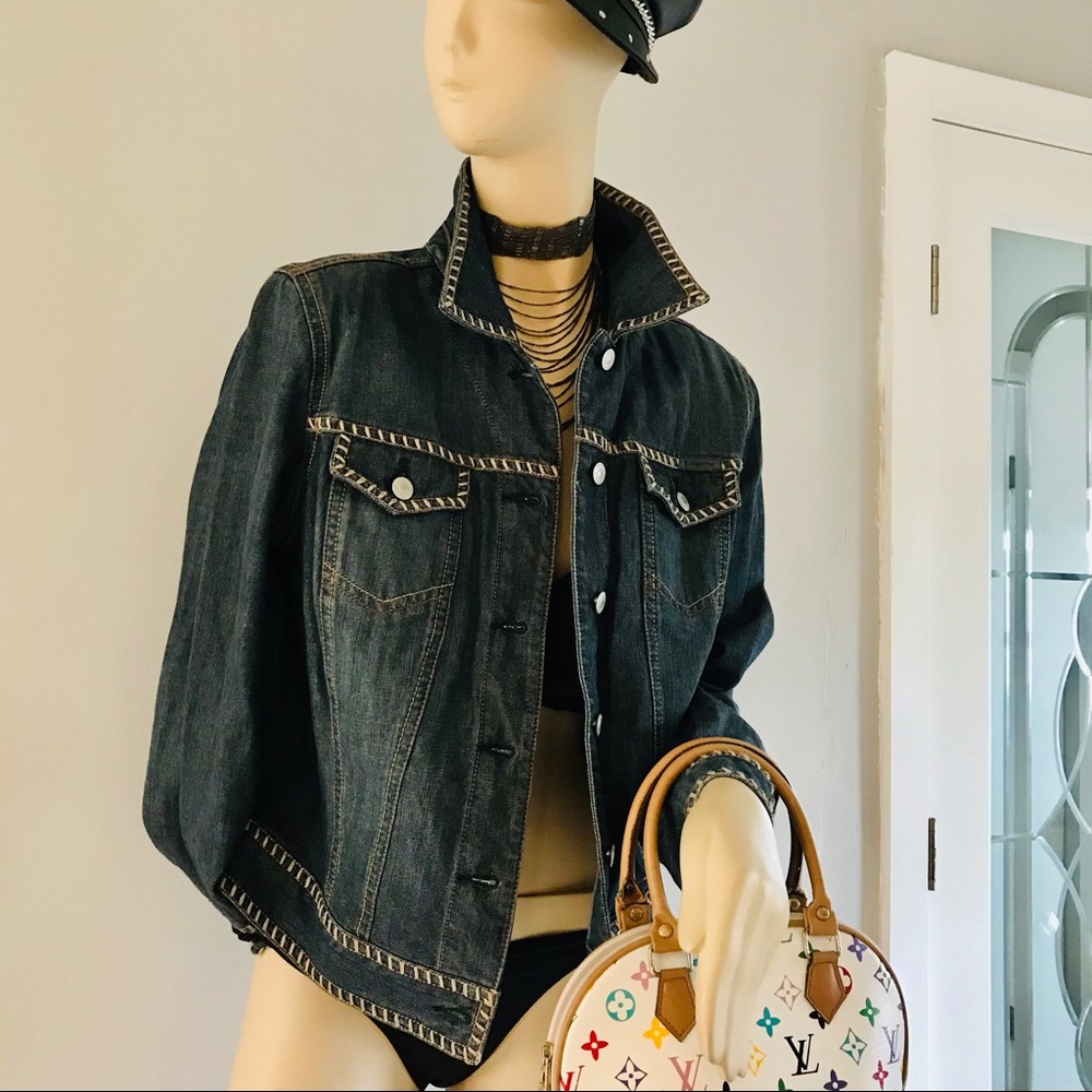 LIZ CLAIBORNE VINTAGE UNIQUE DENIM JACKET